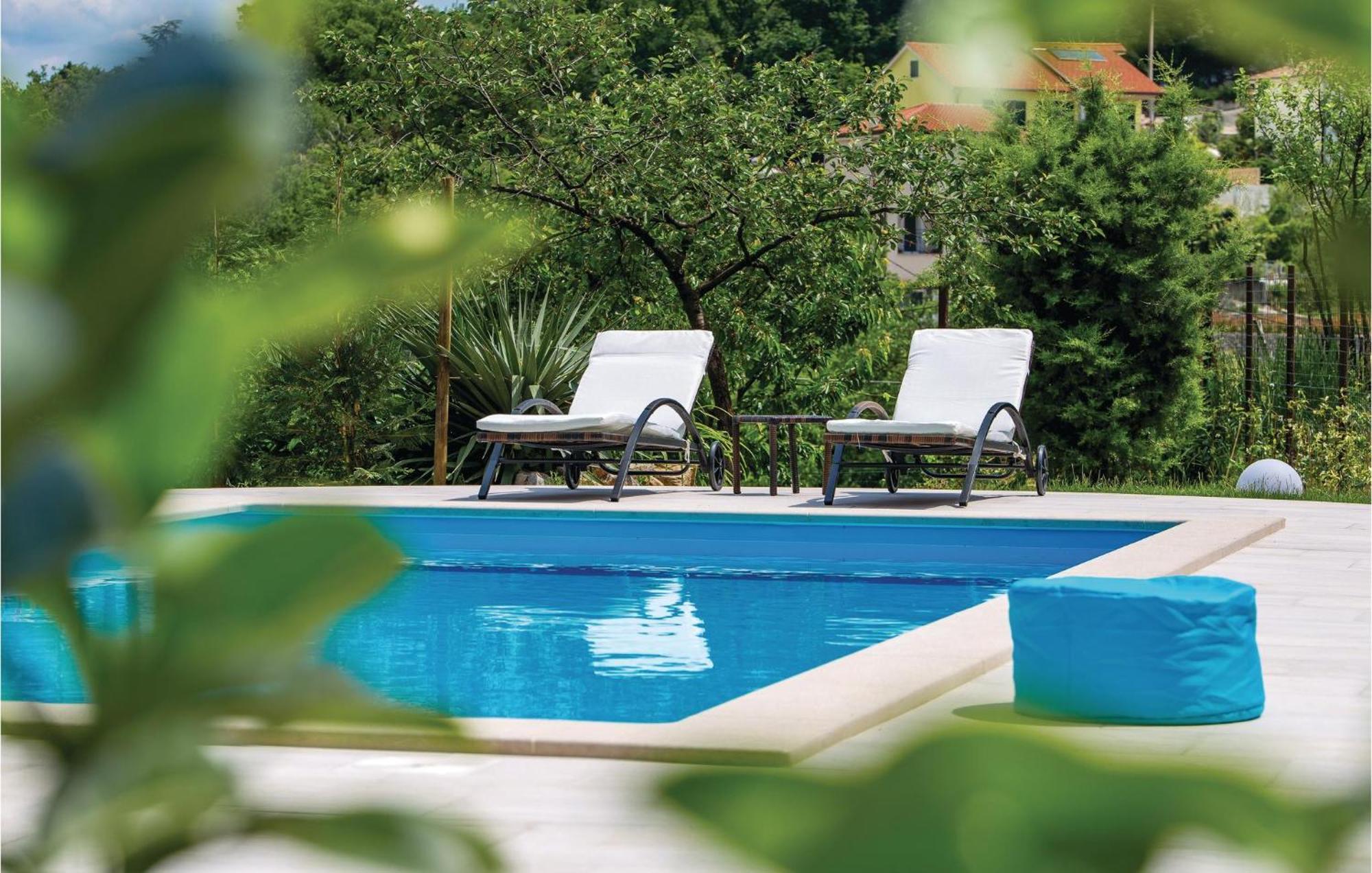 Lovely Home In Matulji With Outdoor Swimming Pool ภายนอก รูปภาพ