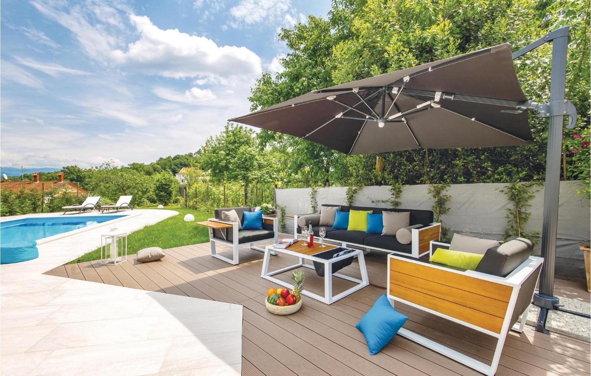 Lovely Home In Matulji With Outdoor Swimming Pool ภายนอก รูปภาพ